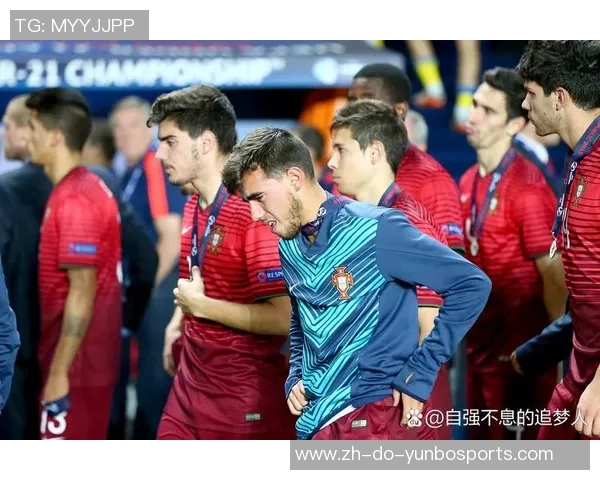 足球场上的兄弟情深:那些并肩作战的球星故事与传奇 足球场上的兄弟情深:那些并肩作战的球星故事与传奇